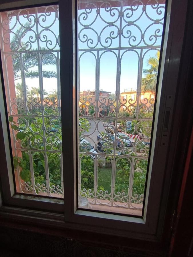 Riad A Marrakech Dans La Residence Touristique Al Qaria Assiyahia Marrakesh Exterior foto